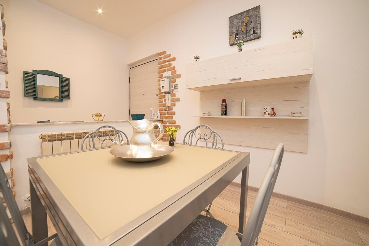 Casa Donna Lidia Apartamento Savona Exterior foto